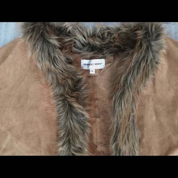 Amazing Leather Penny Lane Style Cape - Picture 4 of 6